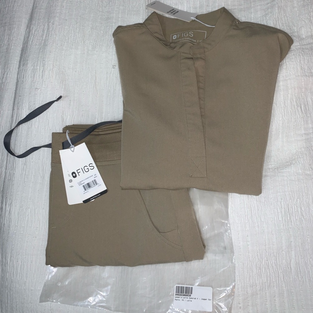 Figs scrubs